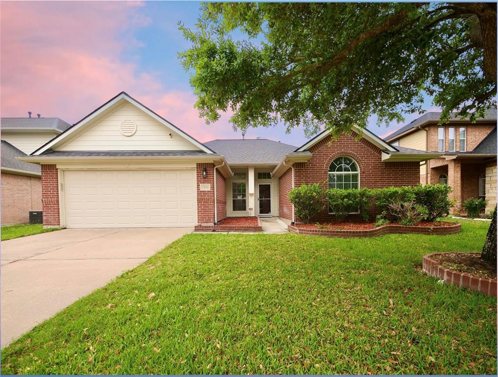 Richmond, TX 77407 | 3 beds| 2 baths| $325,000